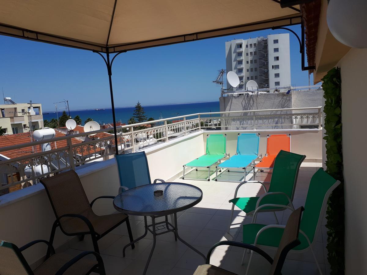 Panikos Beach Apartment I Larnaka Exterior foto